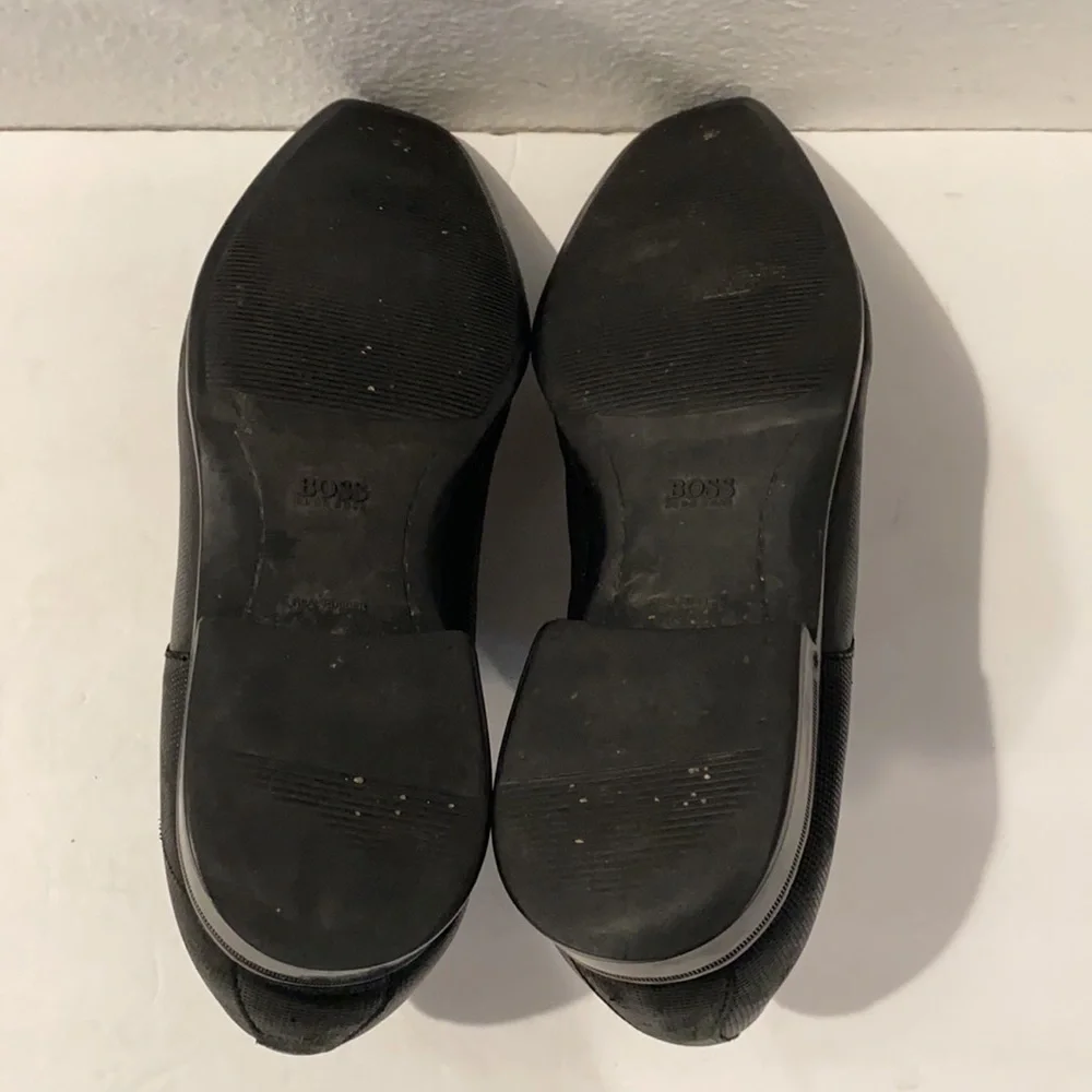 Authentic Hugo Boss black leather lace up shoes 10 mens